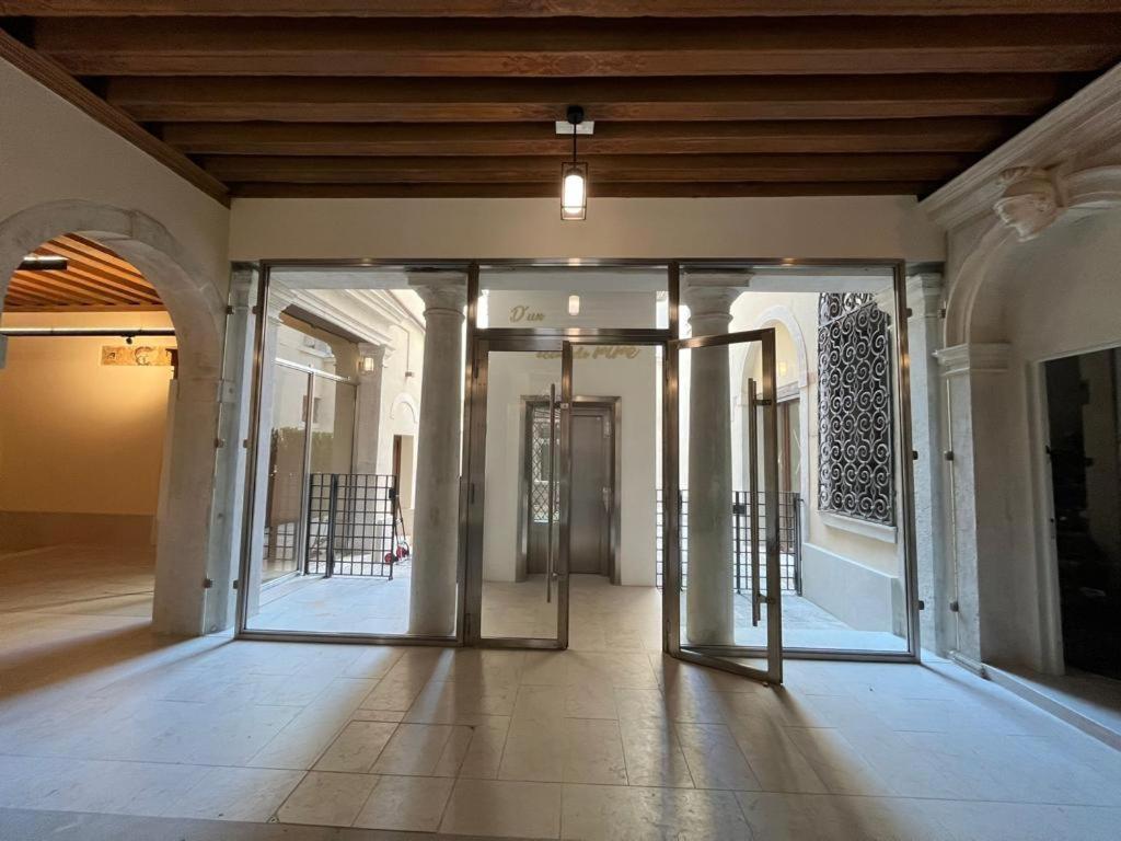 Immobiliare Nk Palazzo Bonvicini Apartment Venesia Bagian luar foto