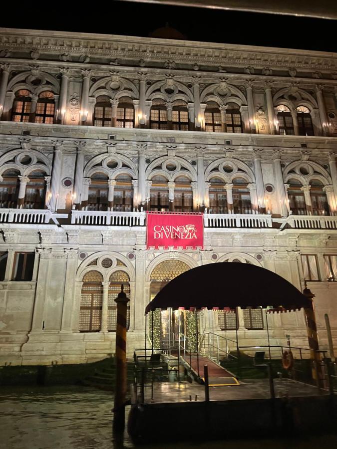 Immobiliare Nk Palazzo Bonvicini Apartment Venesia Bagian luar foto